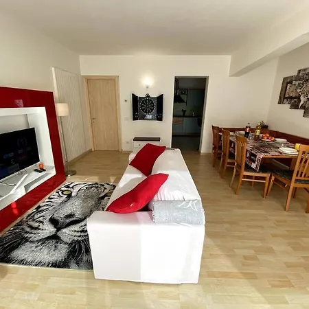 Casa Veronica Con Giardino Apartamento