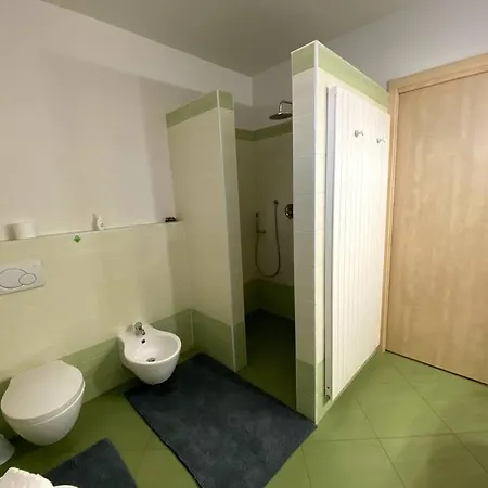 Casa Veronica Con Giardino Вербания