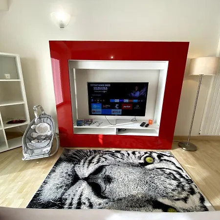 Casa Veronica Con Giardino Апартаменты *