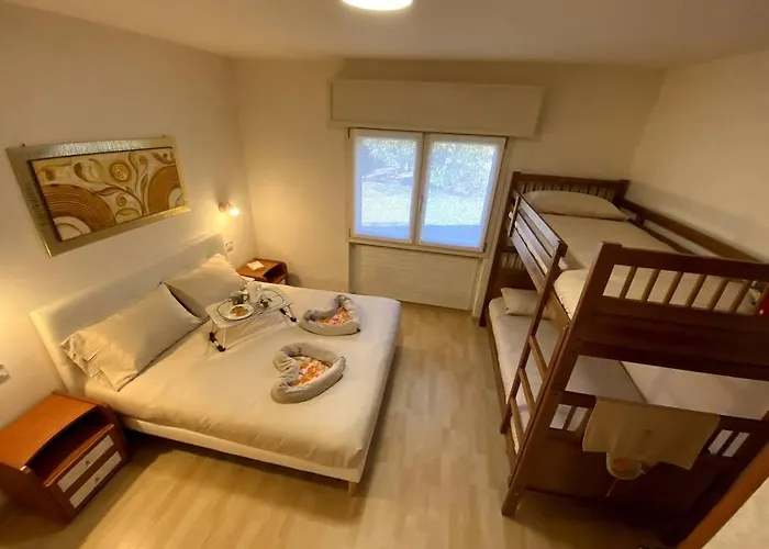 Casa Veronica Con Giardino ורבאניה